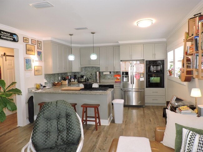 Building Photo - 19 N C St