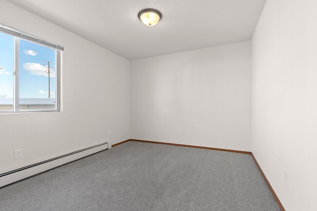 Floorplan - Sunshine Court Apartments