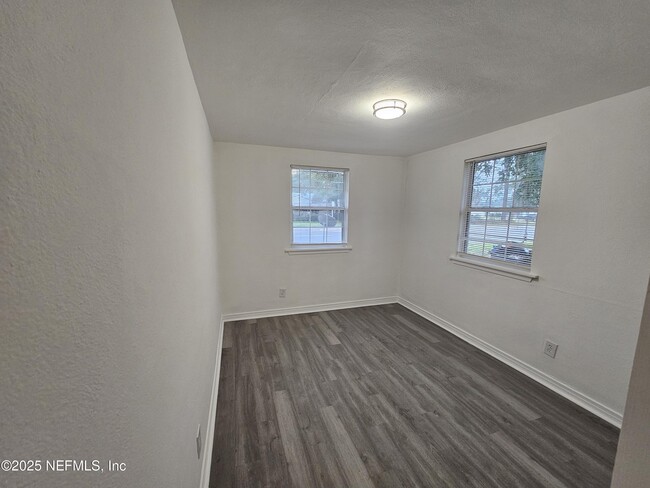 Building Photo - 5237 San Juan Ave