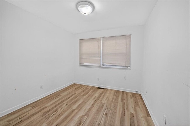 Building Photo - 7350 Austin Dr