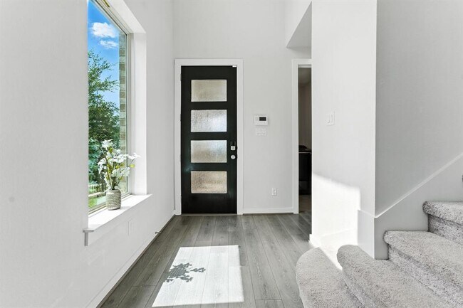 Building Photo - 8100 Copper Prairie Bend