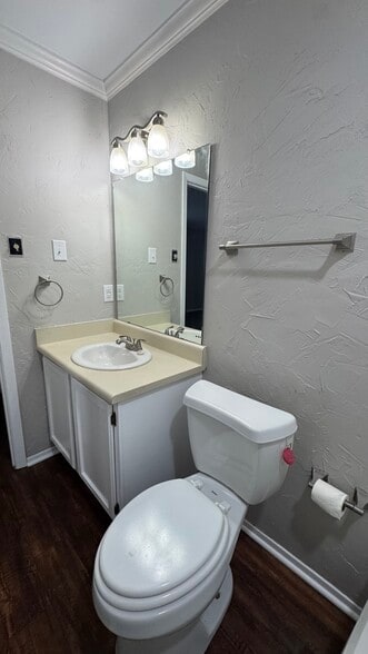 Building Photo - 400 W South Town Dr