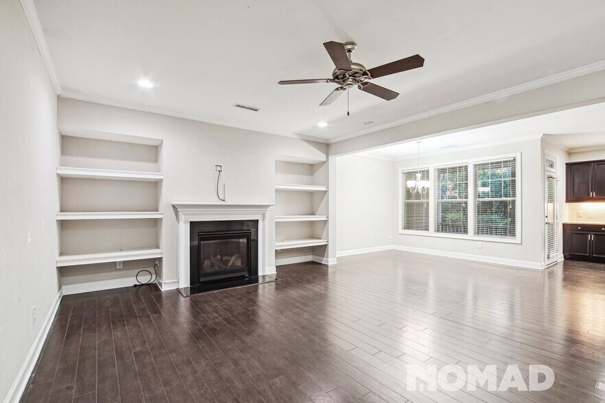 Building Photo - 355 Roberts Ridge Dr