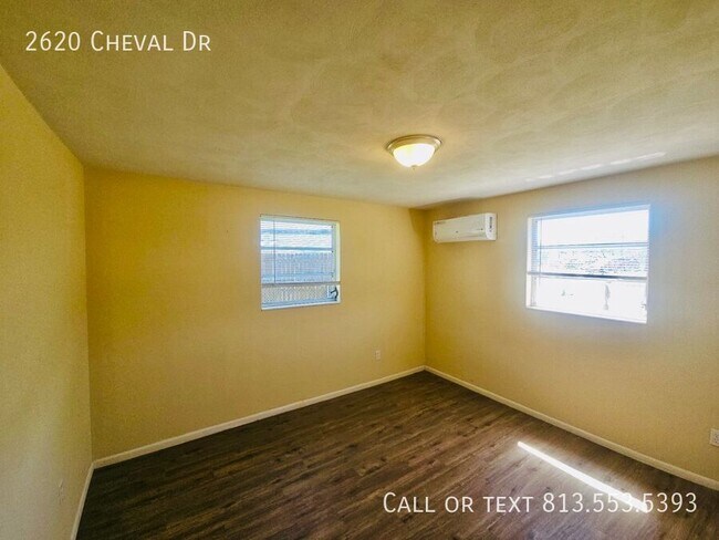 Building Photo - 2620 Cheval Dr