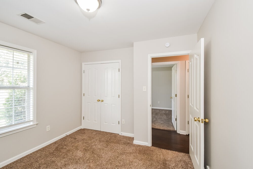 Building Photo - 6906 Greyhawk Cove N