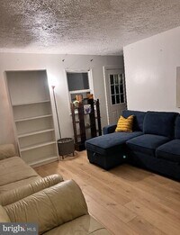 Building Photo - 229 Manassas Dr
