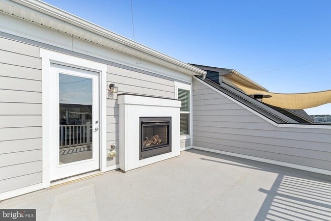 Building Photo - 17258 Herring Gull Ln