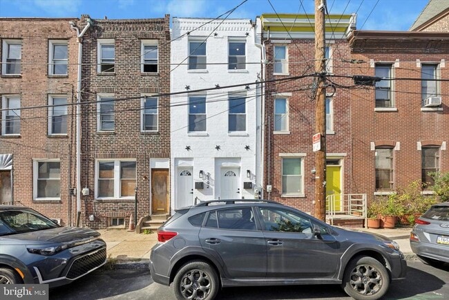 Building Photo - 2142 E Letterly St