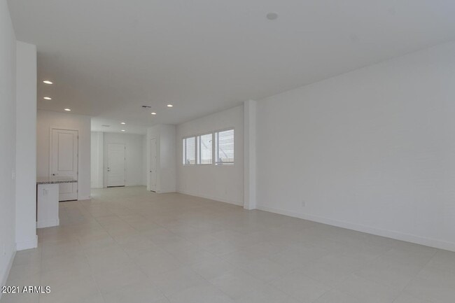 Building Photo - 458 W Golden Aspen Dr