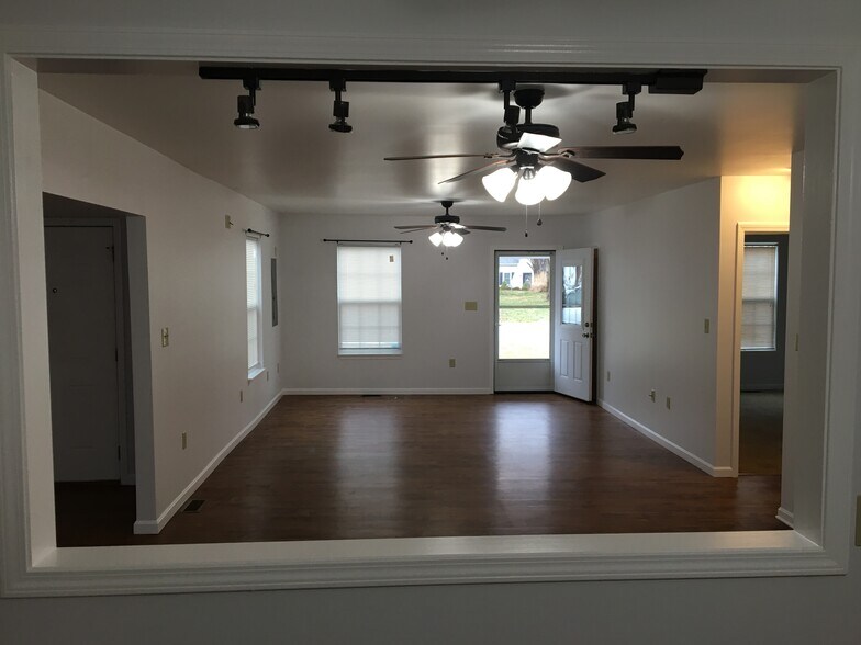 Front room from kitchen - 211 Ecton Rd