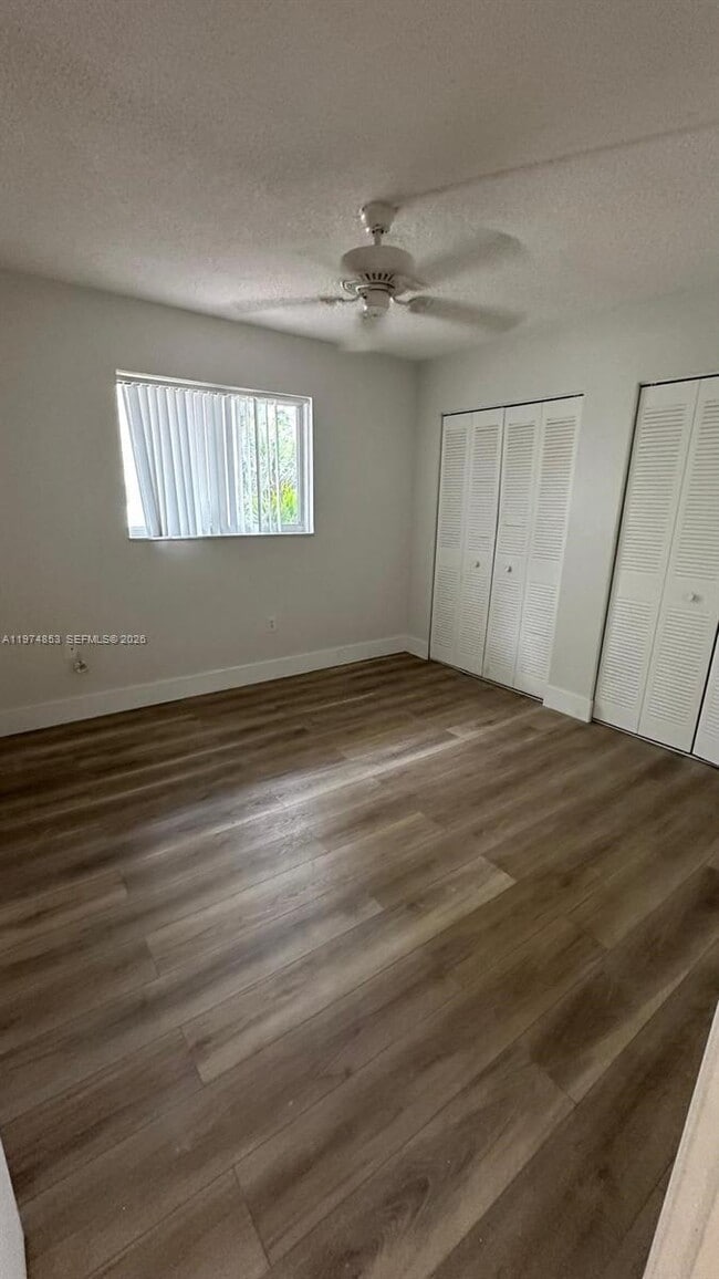 Building Photo - 10000 NW 80th Ct