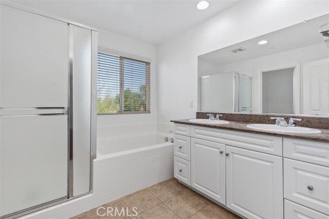 Building Photo - 14564 Monet Dr
