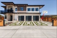 Building Photo - 3273 Hedwig Rd