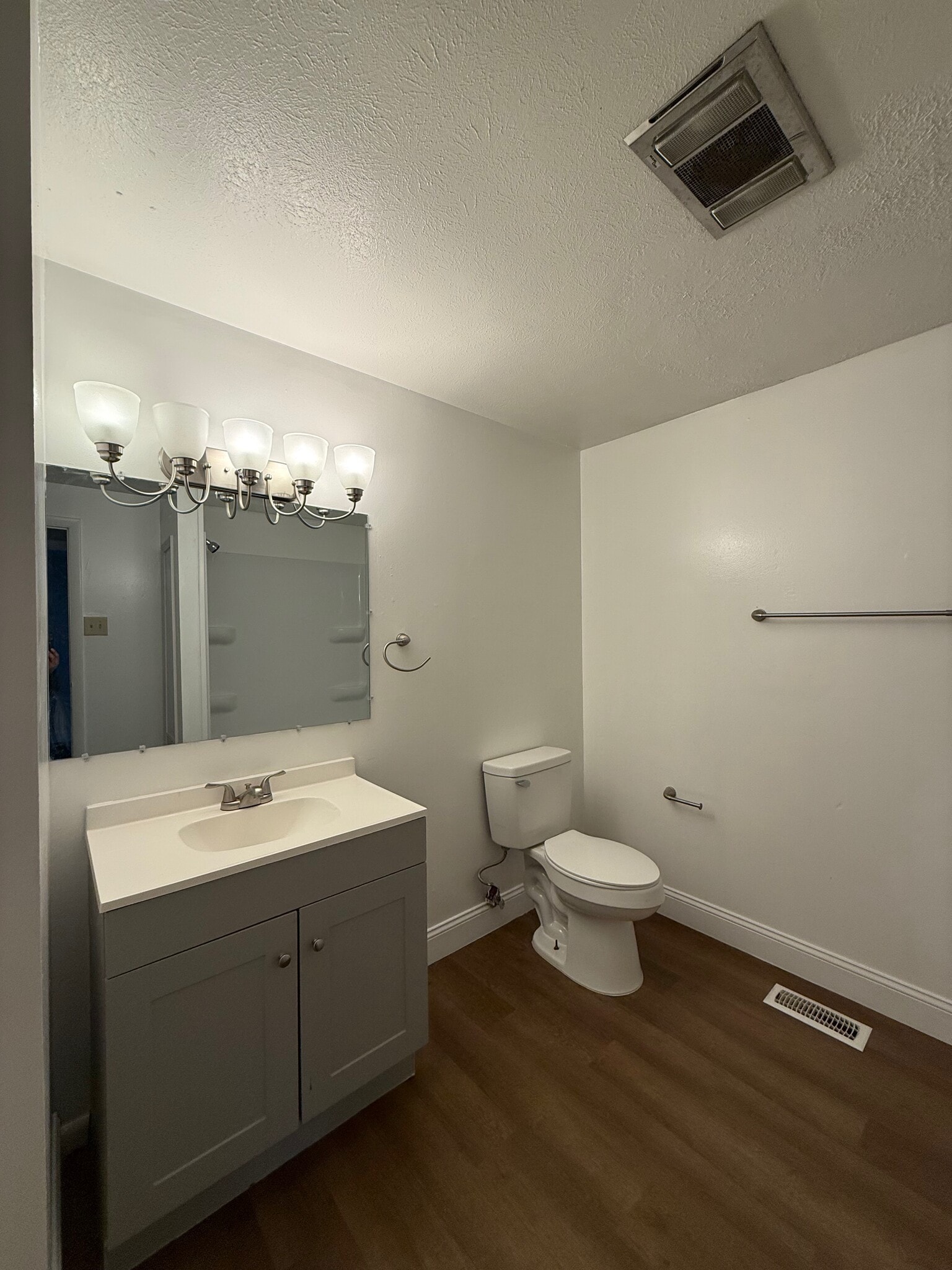 Building Photo - 239 Euclid Ave