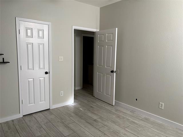 Building Photo - 3849 Kirby Dr