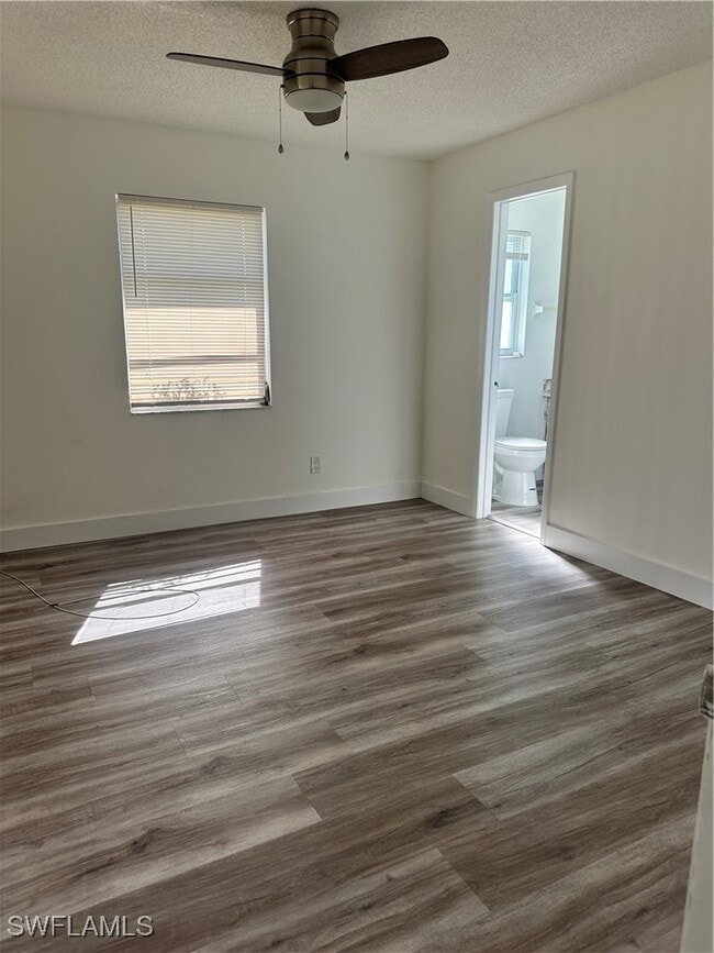 Building Photo - 2105 SE 15th Pl