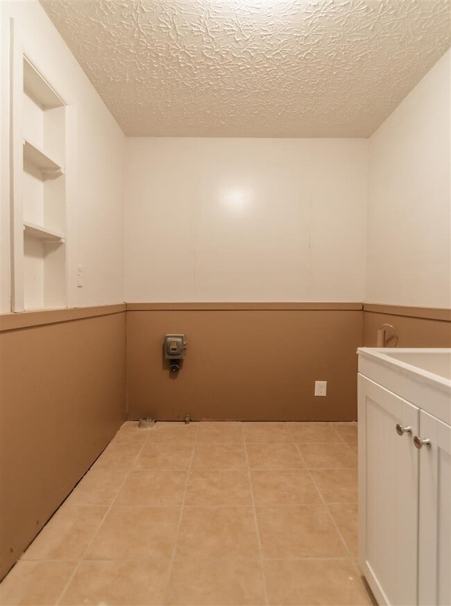 Laundry Room - 615 Parkside Drive