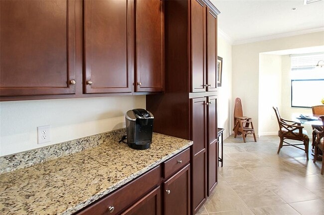 Building Photo - 17006 Vardon Ter