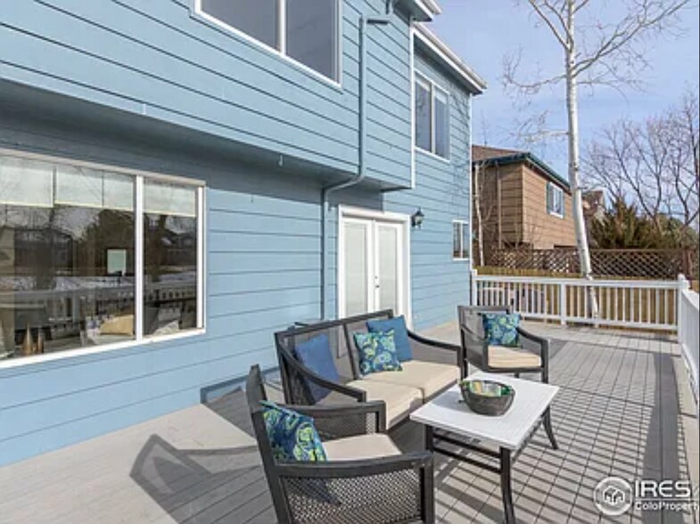 Building Photo - 1364 E Weldona Way