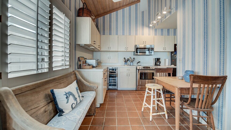 Building Photo - 1100 Debordieu Blvd