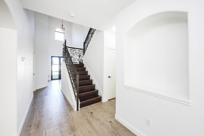 Building Photo - 115 Coahuila Loop