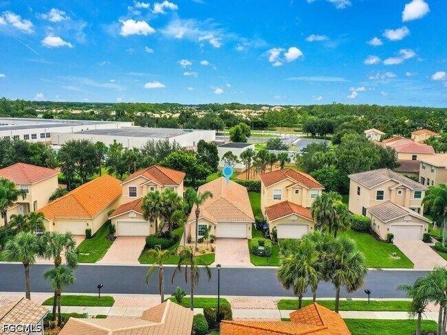 Building Photo - 11075 Lancewood St