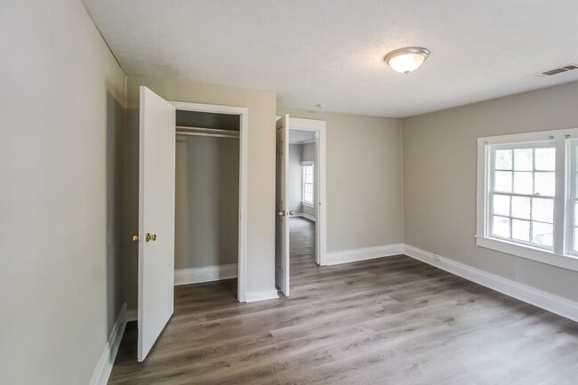 Building Photo - 3BR / 2BA Home for Rent in Griffin, GA – First Month FREE