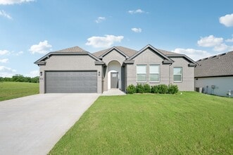 Building Photo - 4266 W Vlg Pk Dr