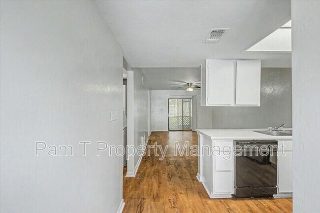 Building Photo - 12510 White Bluff Rd