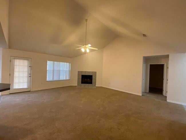 Building Photo - 6728 Leisure St