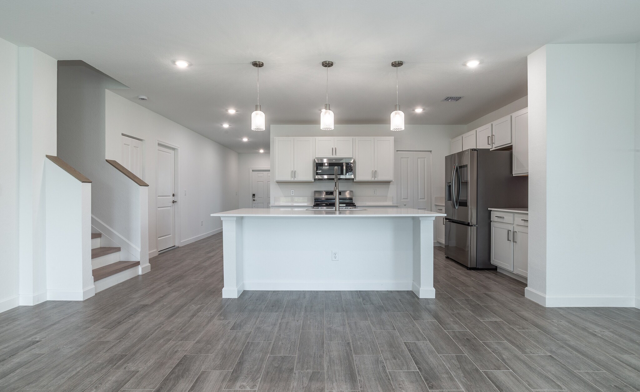 Building Photo - 6378 NW Windwood Way