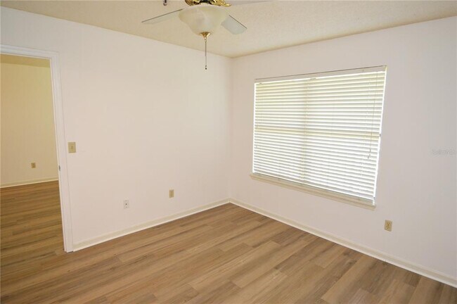 Building Photo - 11901 4th St N