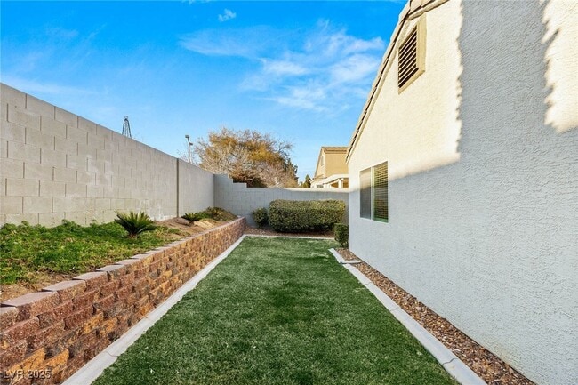 Building Photo - 2721 Willow Basket Ln