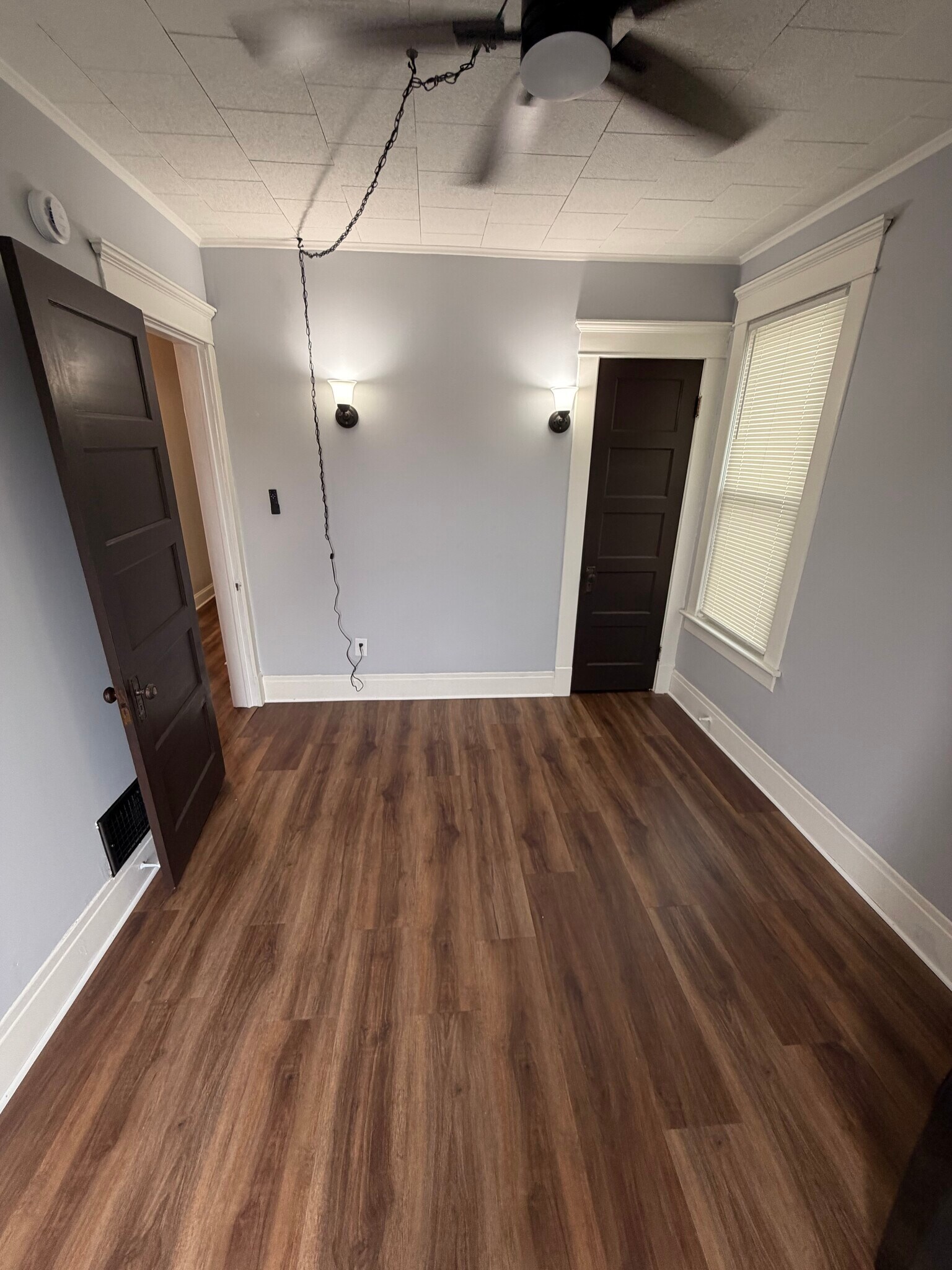 Building Photo - 77 Lovering Ave