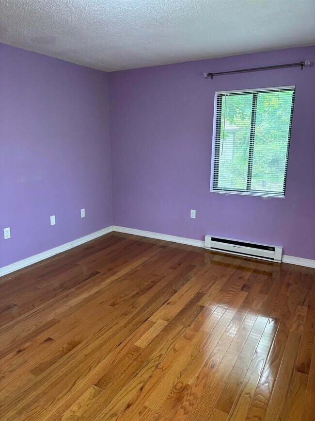 Building Photo - 7 Swiftwater Dr