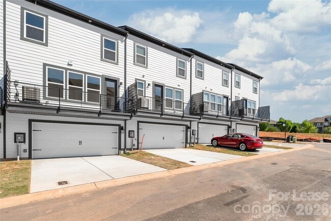 Building Photo - 3012 Rexton Ln