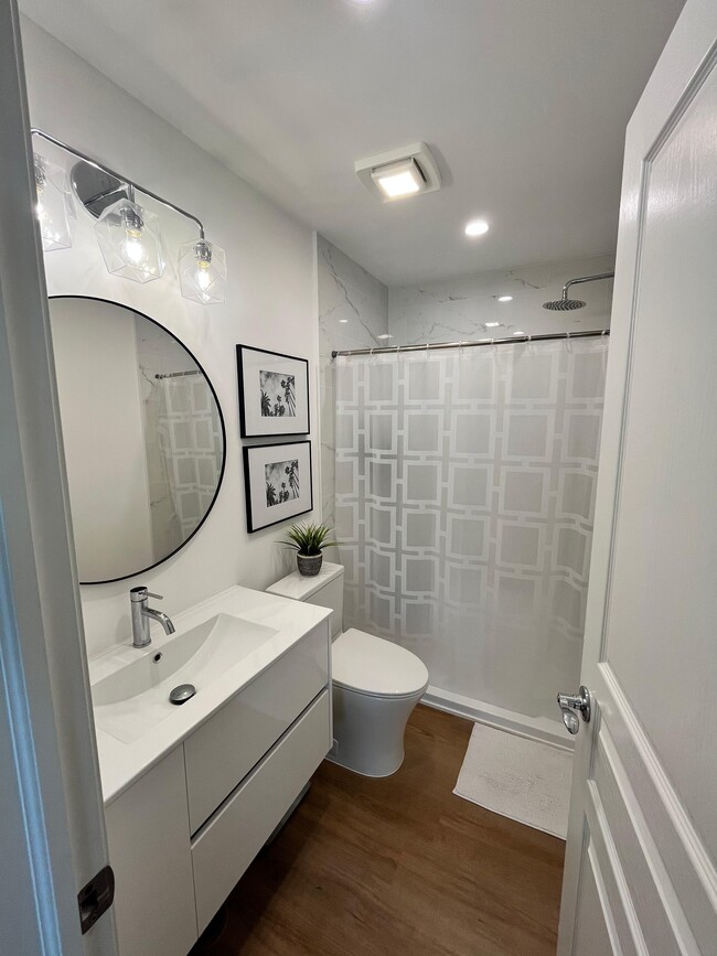 Building Photo - 3073 Coral Ln