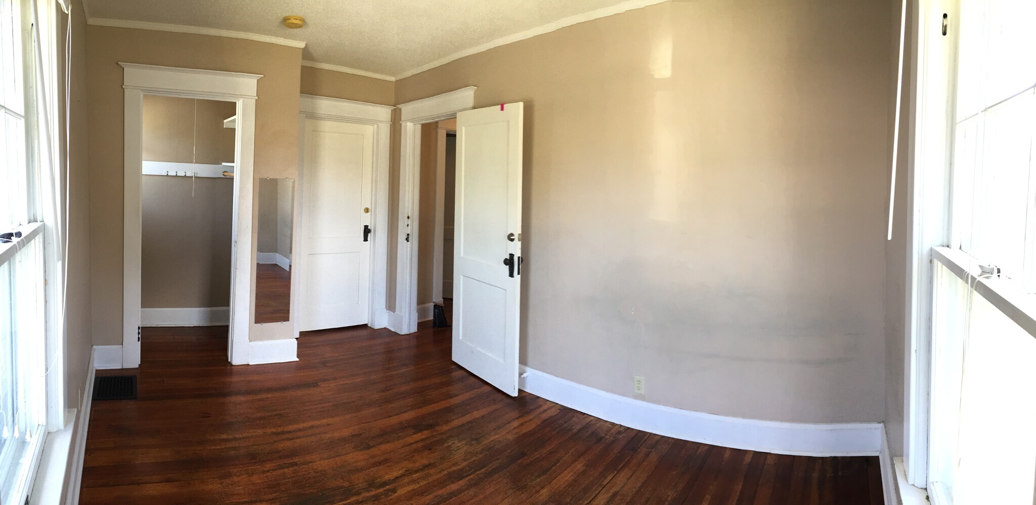 Bedroom panorama without furnishings. - 1525 South 7th Street