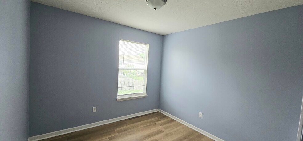 Building Photo - 8048 Grove Berry Dr