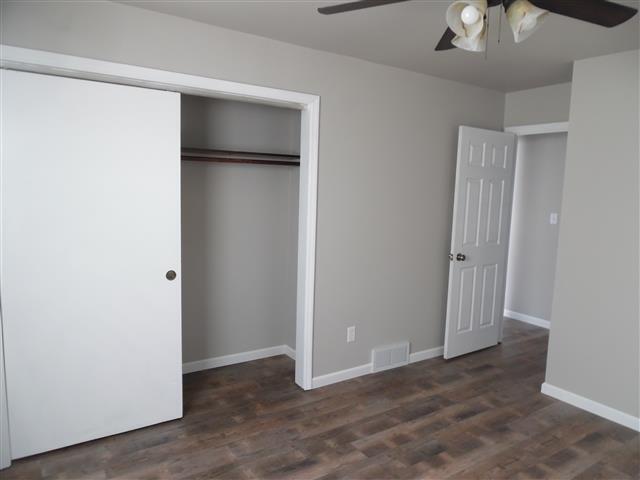 Building Photo - 915 Clayton Pl