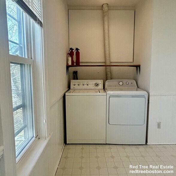 Building Photo - 29 Victoria St