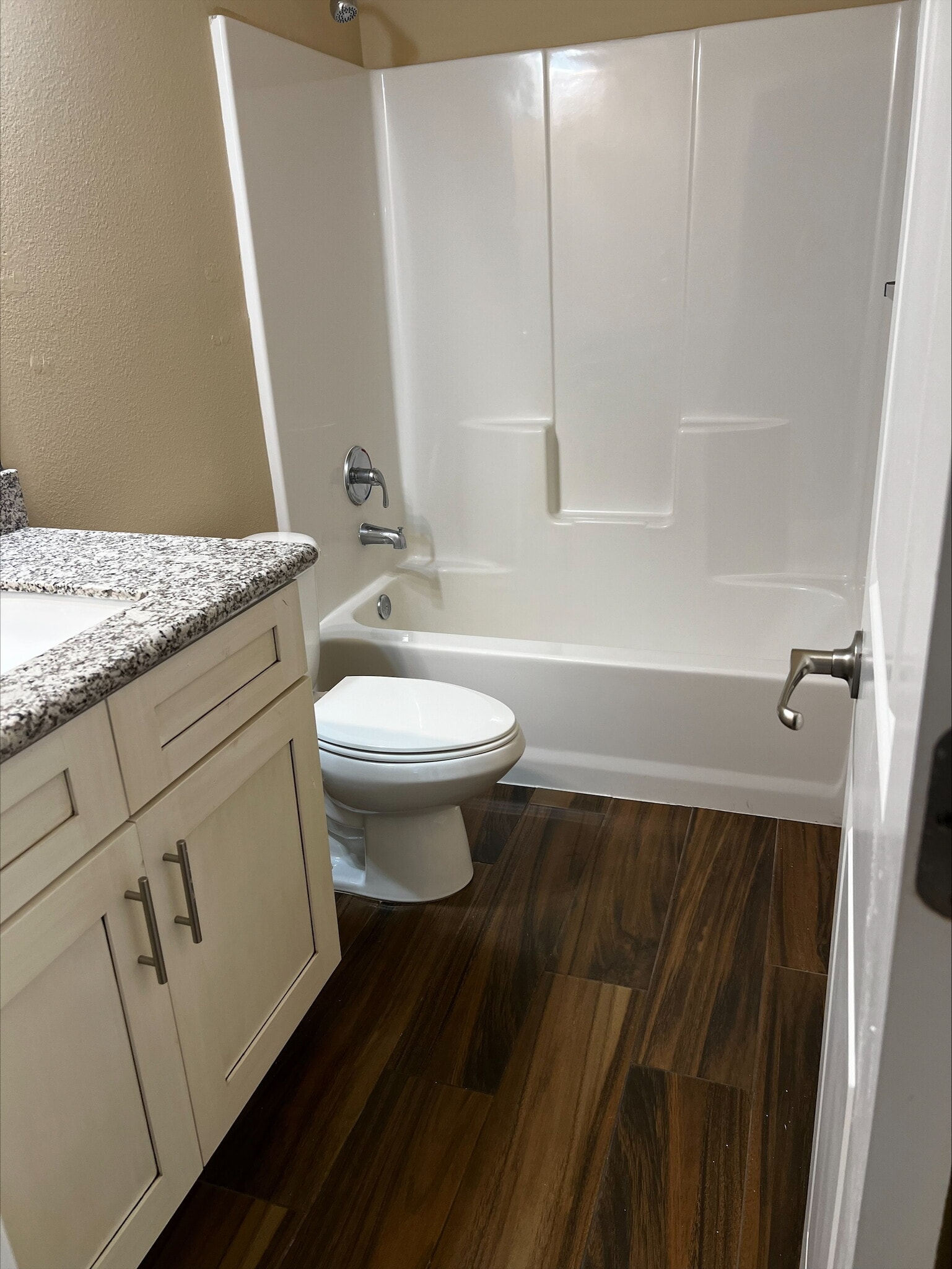 Building Photo - 2610 Saint Helena St