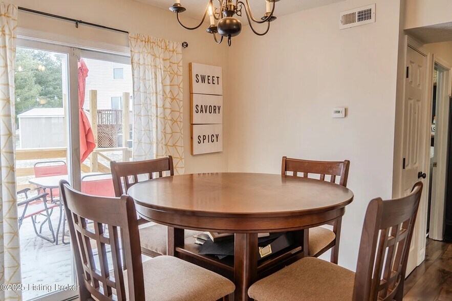 Building Photo - 12207 Hideaway Ct