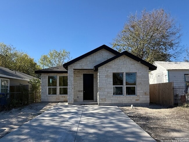 Building Photo - 411 Moselle Ave