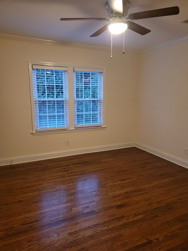 Building Photo - 3228 Barnhill Dr