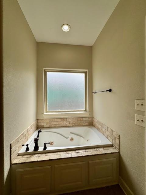 Building Photo - 3704 W Cherokee Rd