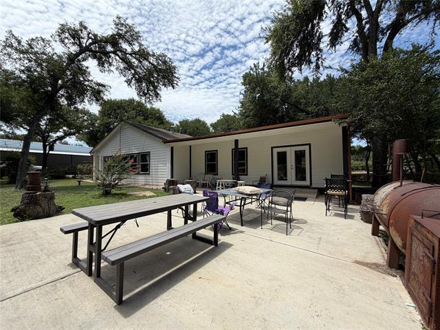 Building Photo - 7024 Red Bud Ln