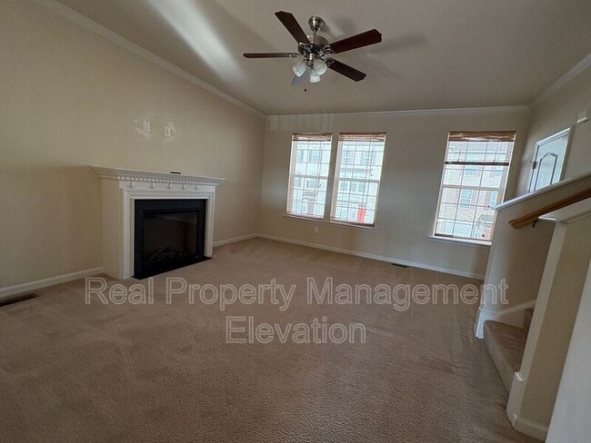 Building Photo - 249 Schramm Lp