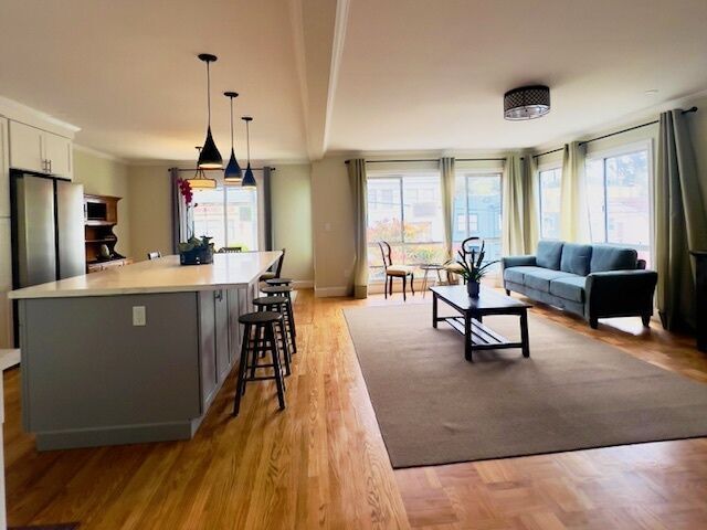 Building Photo - 875 36th Ave