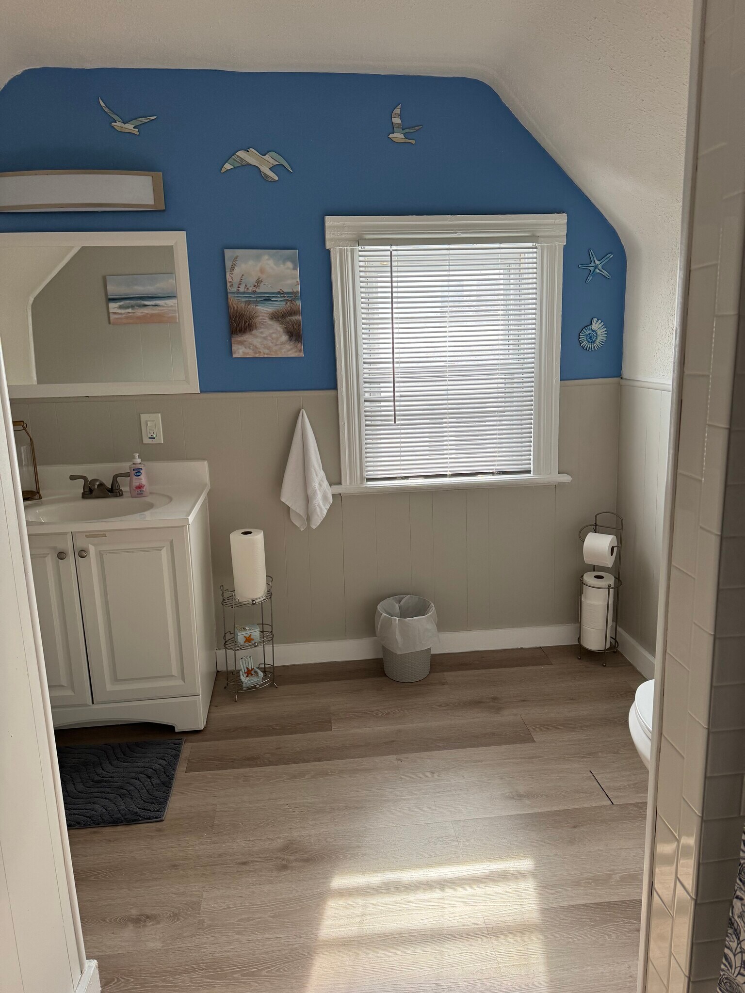 Building Photo - 422 Seward St